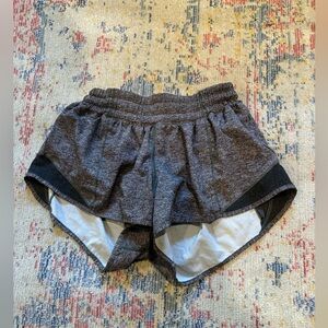 Lululemon Hotty Hot shorts